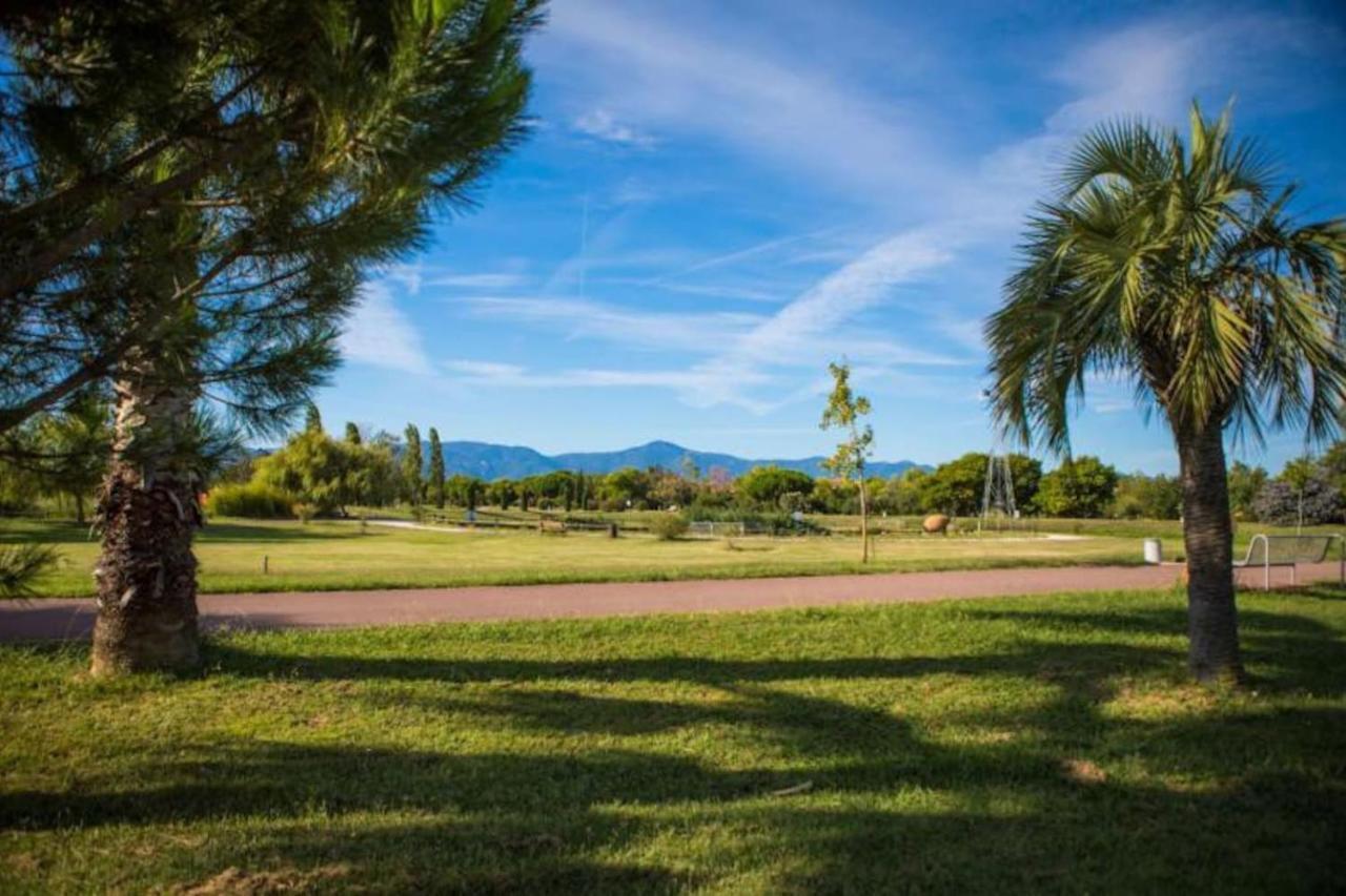 Saint Cyprien Golf View 2 Bedrooms Apartment , 900 M From The Beach Dış mekan fotoğraf
