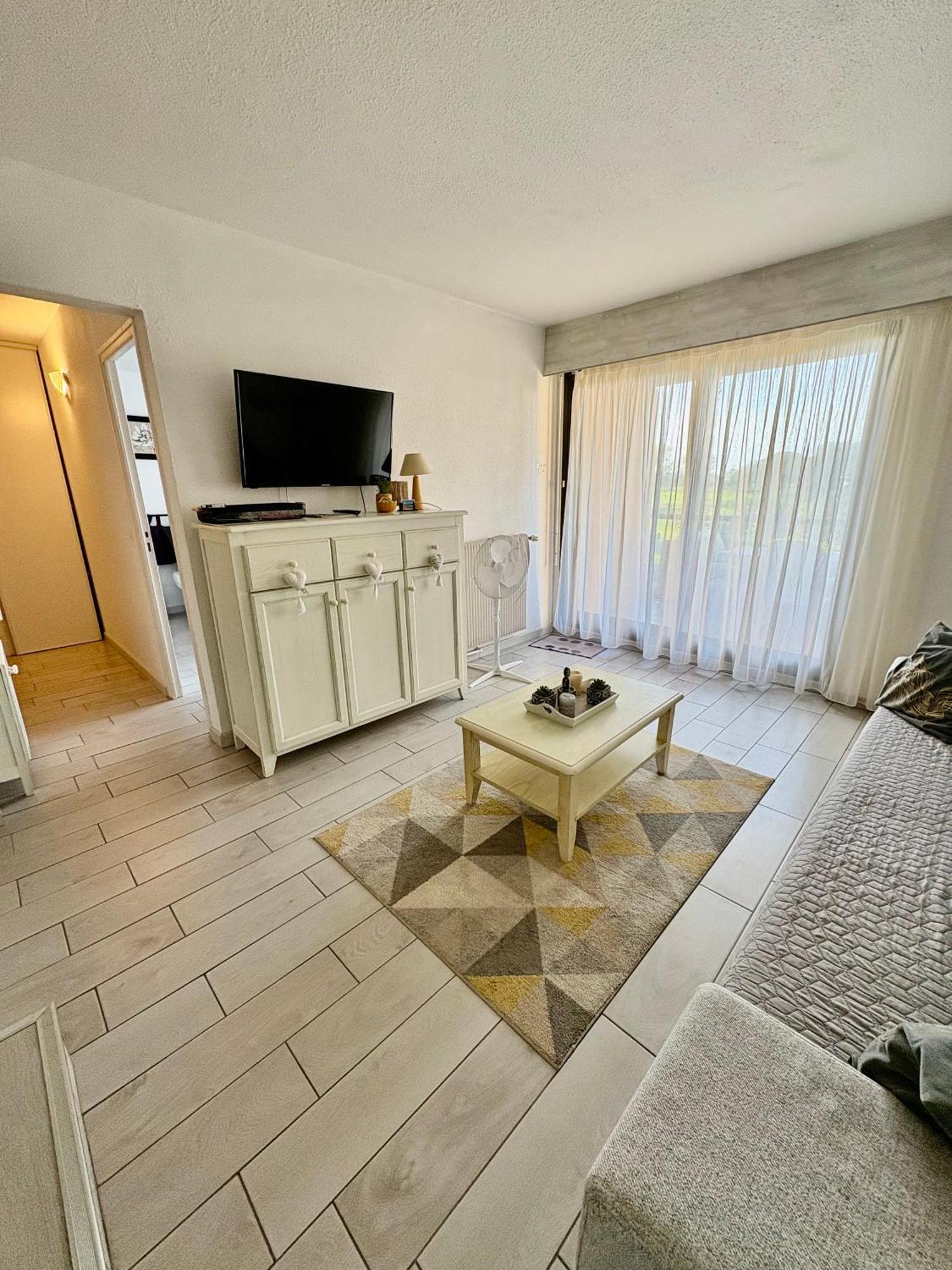 Saint Cyprien Golf View 2 Bedrooms Apartment , 900 M From The Beach Dış mekan fotoğraf